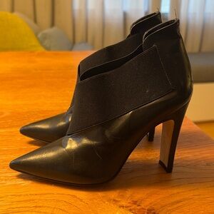 Elegant Black Women's Heeled Ankle Boots